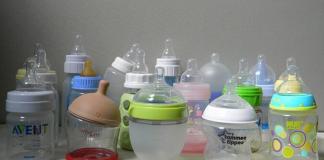 Что необходимо знать молодым родителям, чтобы накормить новорожденного из бутылочки?