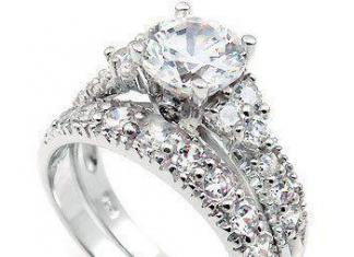 How to distinguish a diamond from a cubic zirconia How to distinguish a cubic zirconia from a diamond