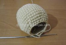 How to crochet a monkey, description with photo
